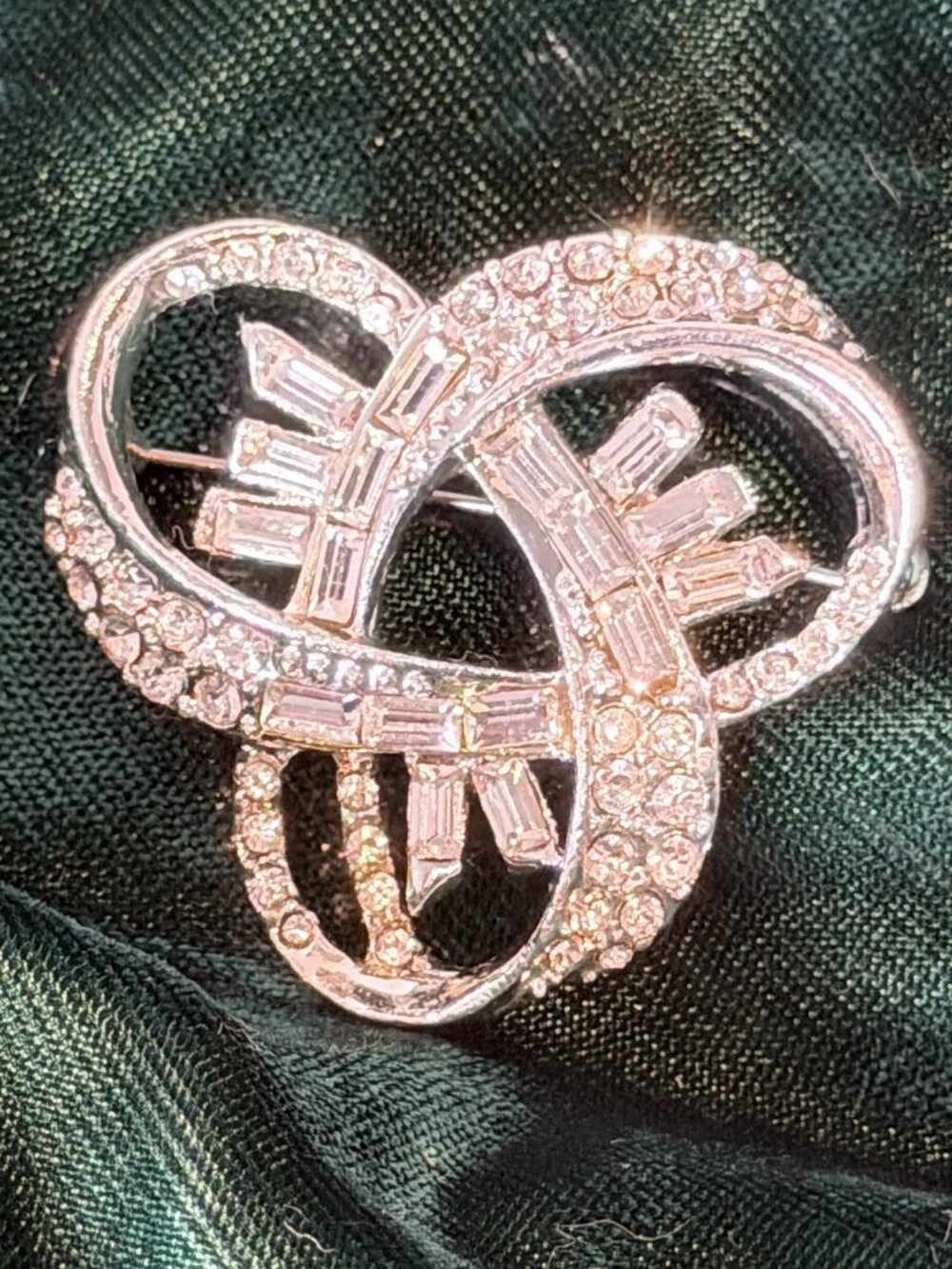 Vintage PELL Round Swirl Rhodium Plated Rhinestones Baguette Brooch